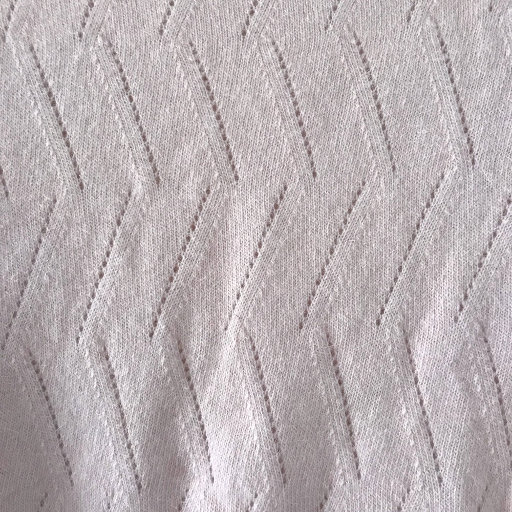 🇮🇹 Italian Wool Sweater - Picture 3 of 8